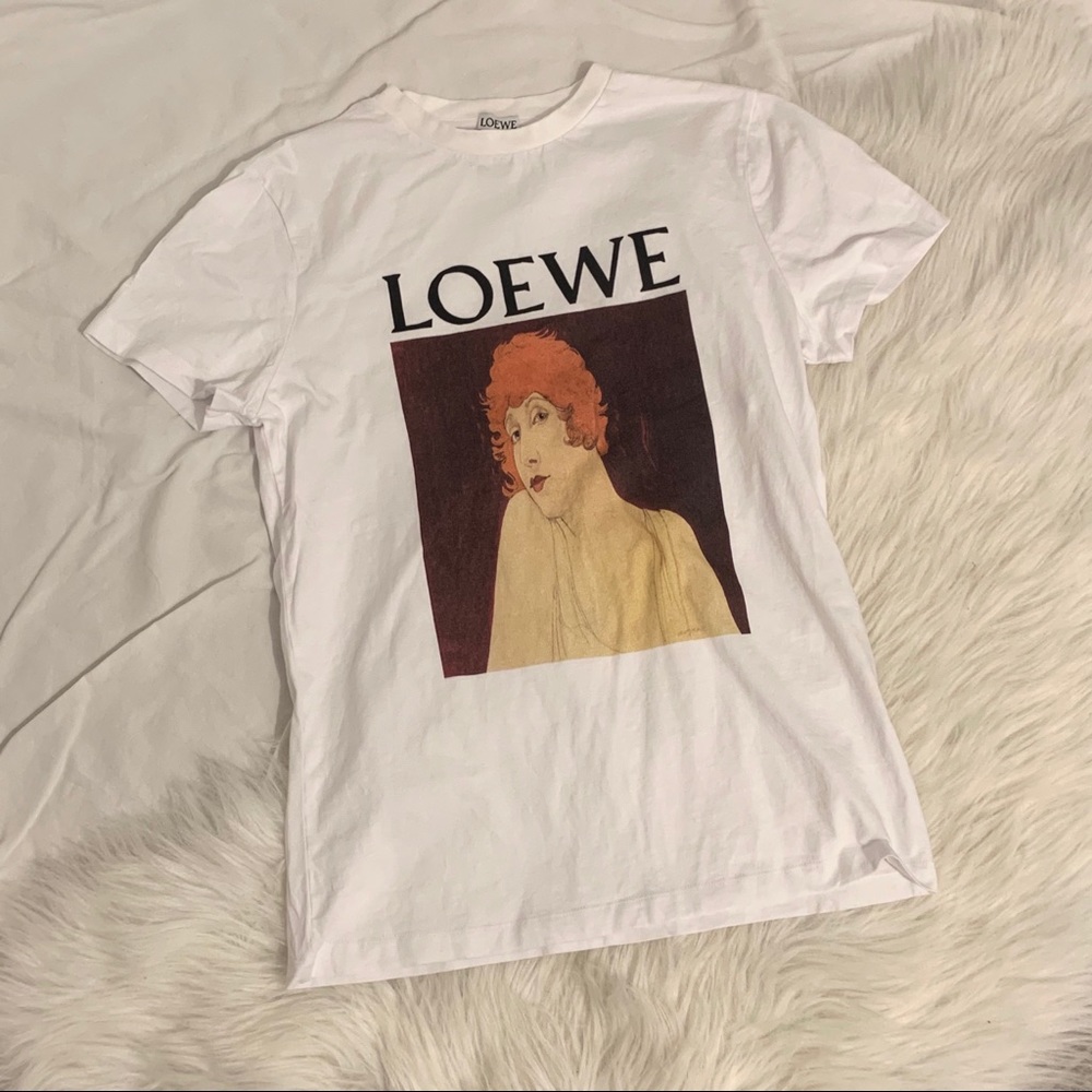 BOGO50% “Loewe” Graphic Tee